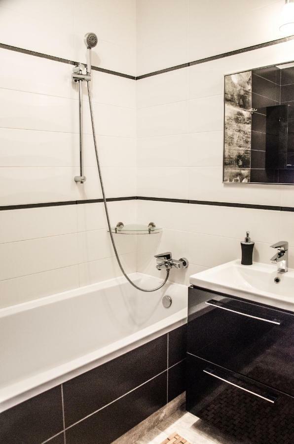 Apartament Expo Brylowska Warsaw Ngoại thất bức ảnh